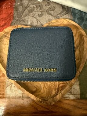 Michael Kors Navy Jewelry Travel Case with Gold Logo